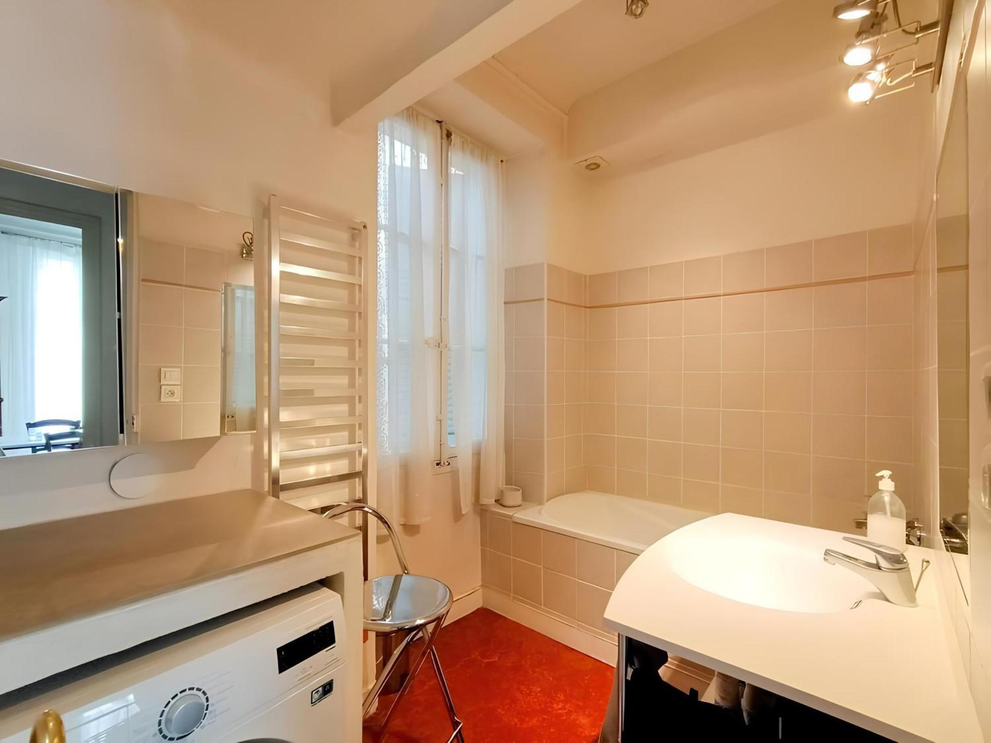 Ferienwohnung Le Toit De La Rue Sainte Marseilles Exterior foto